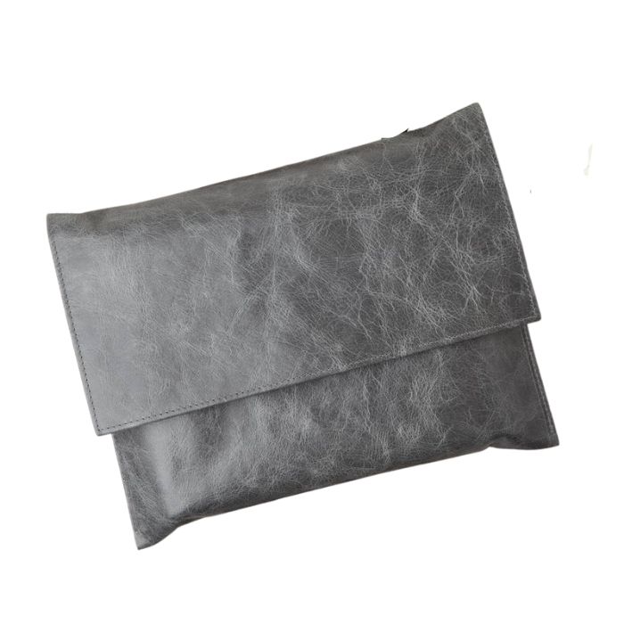 Luxury Vintage Leather Maxi Pouch | Grey